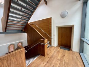 Photo 19- click for photo gallery